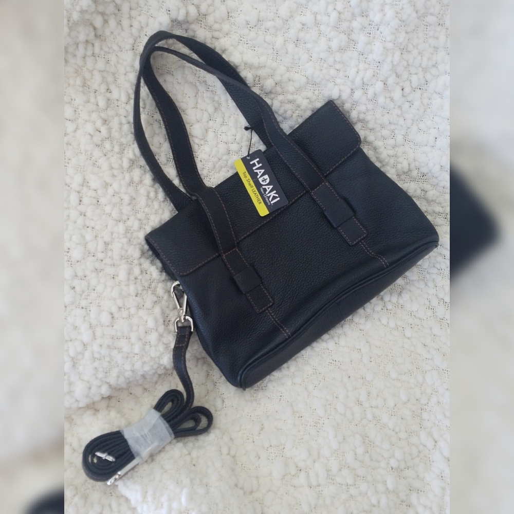 Hadaki Hannah's Messenger handbag